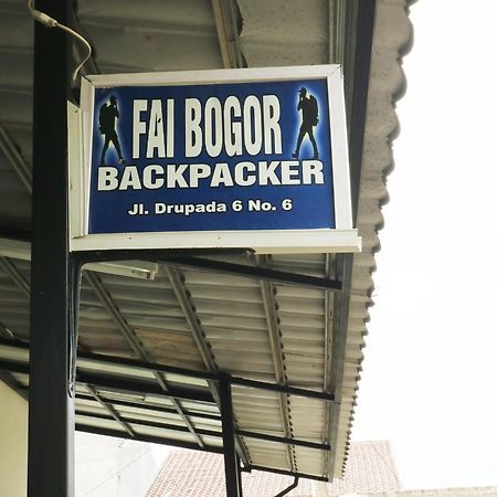 Fai Bogor Backpacker Hostel Buitenkant foto