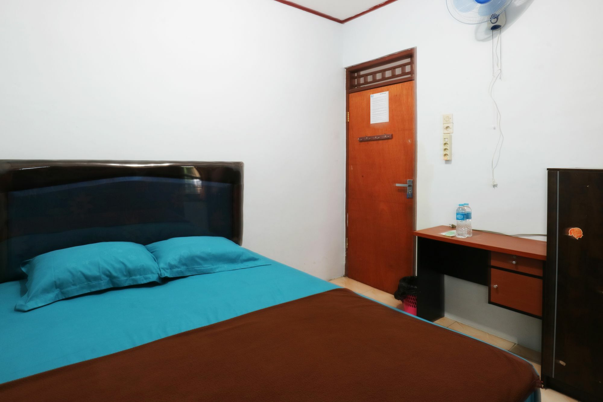 Fai Bogor Backpacker Hostel Buitenkant foto